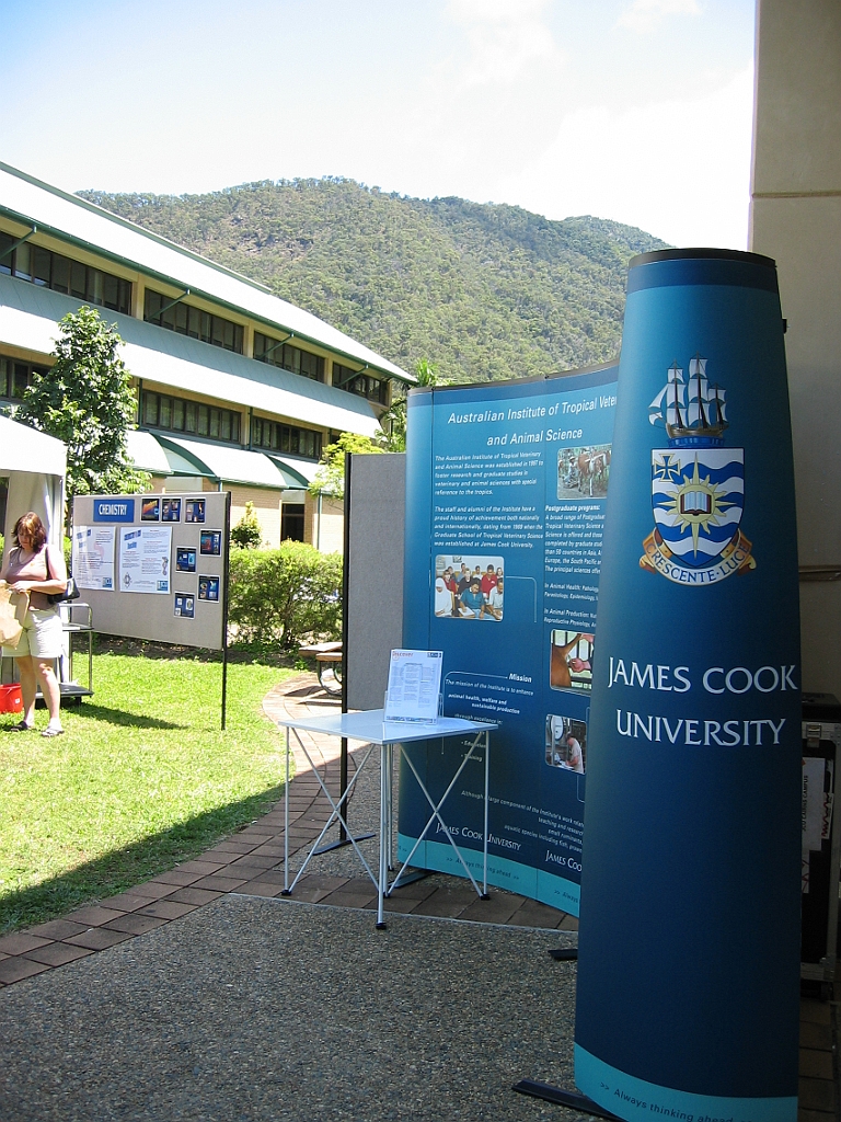Cairns054 JCU Discovery Day.jpg
